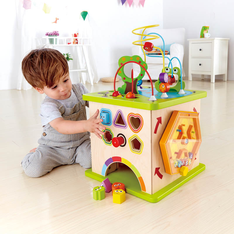 Country Critters Play Cube Disponible dès maintenant sur Planète des Jouets, livraison partout au Maroc. Offrez à votre enfant un monde de découvertes amusantes et éducatives !