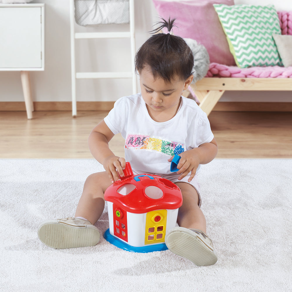 Shape sweet house dolu, disponible dès maintenant sur Planète des Jouets, avec livraison rapide dans toutes les régions du Maroc.