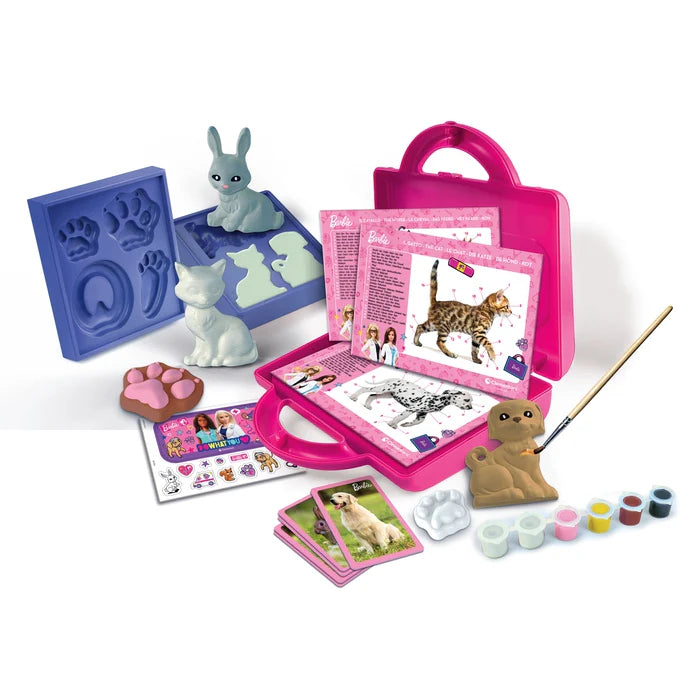 Barbie Vétérinaire de Clémentoni  Disponible dès maintenant sur Planète des Jouets, avec livraison rapide dans toutes les régions du Maroc.